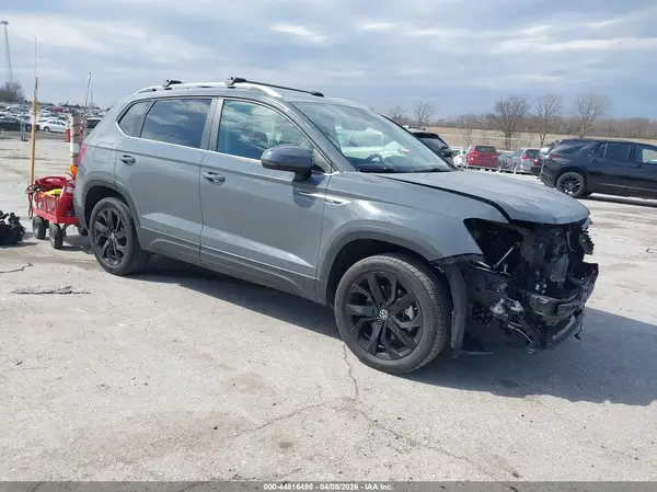 3VVLX7B21NM066403 2022 VOLKSWAGEN TAOS - Image 1