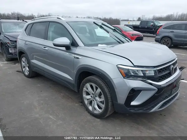 3VVLX7B22NM093352 2022 VOLKSWAGEN TAOS - Image 1