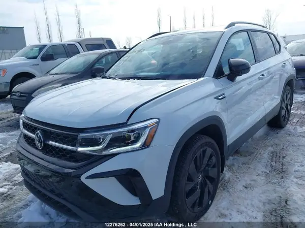 3VVLX7B23RM124114 2024 VOLKSWAGEN TAOS - Image 2