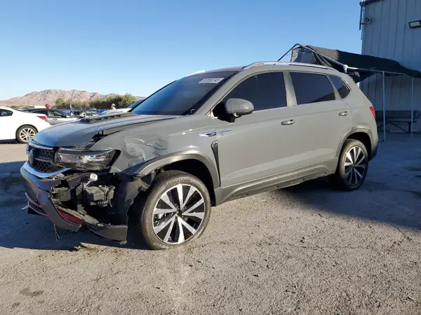 3VVLX7B24NM097435 2022 VOLKSWAGEN TAOS - Image 1