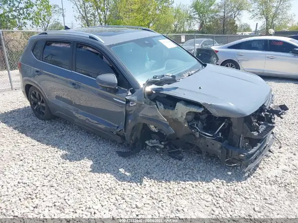 3VVLX7B25NM007144 2022 VOLKSWAGEN TAOS - Image 1