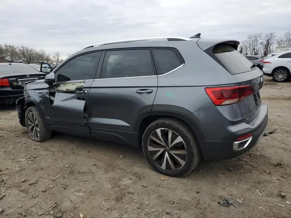 3VVLX7B25NM098531 2022 VOLKSWAGEN TAOS - Image 2