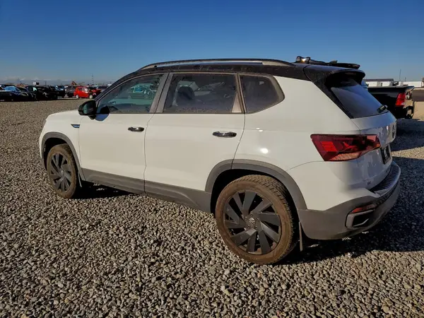3VVLX7B25RM117665 2024 VOLKSWAGEN TAOS - Image 2