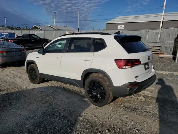 3VVLX7B25RM131419 2024 VOLKSWAGEN TAOS - Image 2
