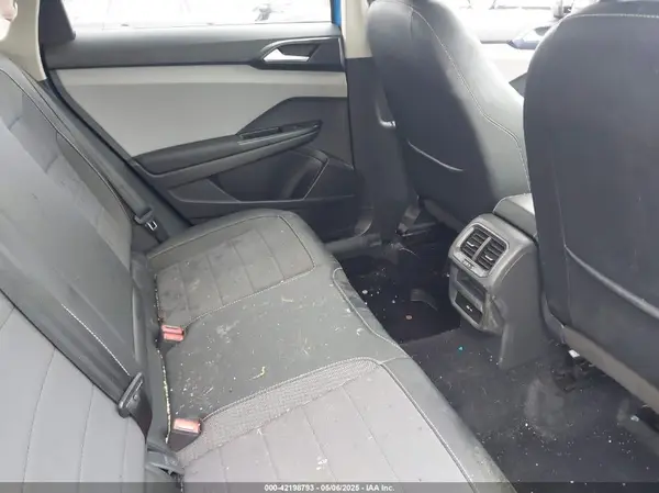 3VVLX7B26NM038287 2022 VOLKSWAGEN TAOS - Image 8