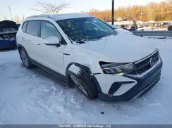 3VVLX7B27NM028030 2022 VOLKSWAGEN TAOS