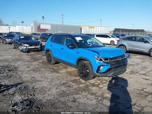 3VVLX7B27RM098018 2024 VOLKSWAGEN TAOS - Image 1