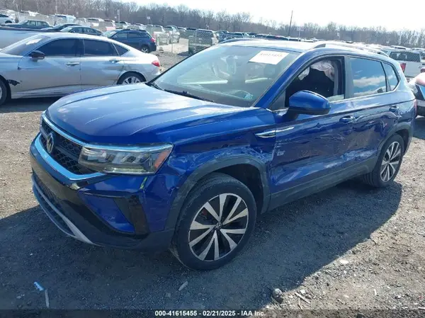 3VVLX7B28NM099124 2022 VOLKSWAGEN TAOS - Image 2