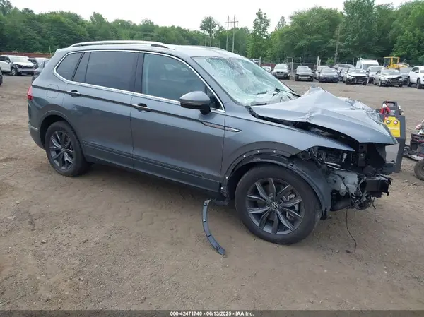 3VVMB7AX0PM130207 2023 VOLKSWAGEN TIGUAN - Image 1