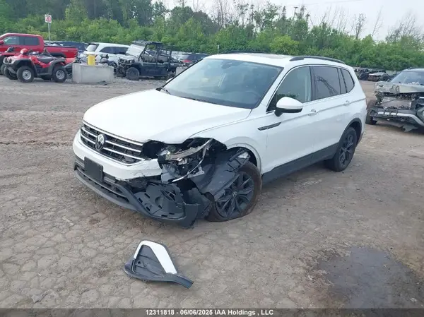 3VVMB7AX1RM173036 2024 VOLKSWAGEN TIGUAN - Image 2