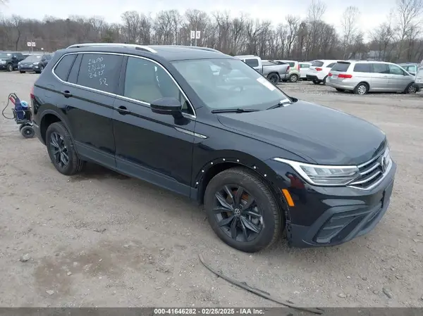 3VVMB7AX2RM043072 2024 VOLKSWAGEN TIGUAN - Image 1