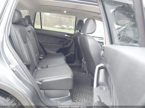 3VVMB7AX3PM072724 2023 VOLKSWAGEN TIGUAN - Image 8