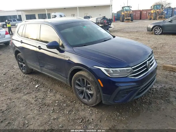 3VVMB7AX6PM020374 2023 VOLKSWAGEN TIGUAN - Image 1