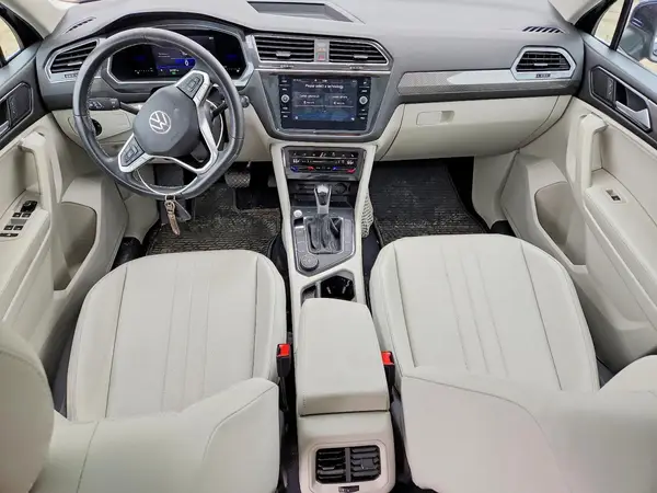 3VVMB7AX6PM024344 2023 VOLKSWAGEN TIGUAN - Image 8