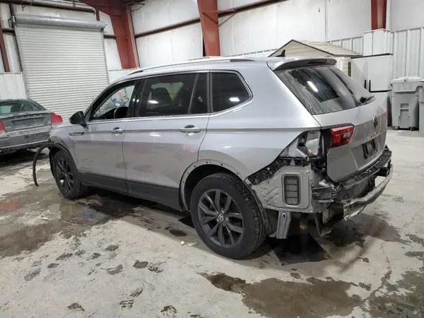 3VVMB7AX8PM017413 2023 VOLKSWAGEN TIGUAN - Image 2