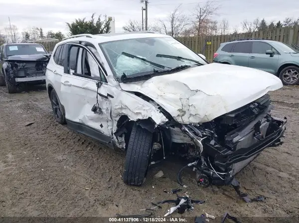 3VVMB7AX8RM049460 2024 VOLKSWAGEN TIGUAN - Image 1