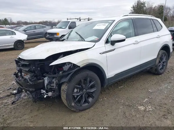 3VVMB7AX8RM049460 2024 VOLKSWAGEN TIGUAN - Image 2