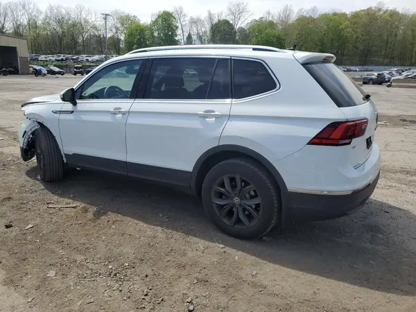 3VVMB7AXXRM077048 2024 VOLKSWAGEN TIGUAN - Image 2