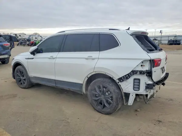 3VVMB7AXXRM156817 2024 VOLKSWAGEN TIGUAN - Image 2
