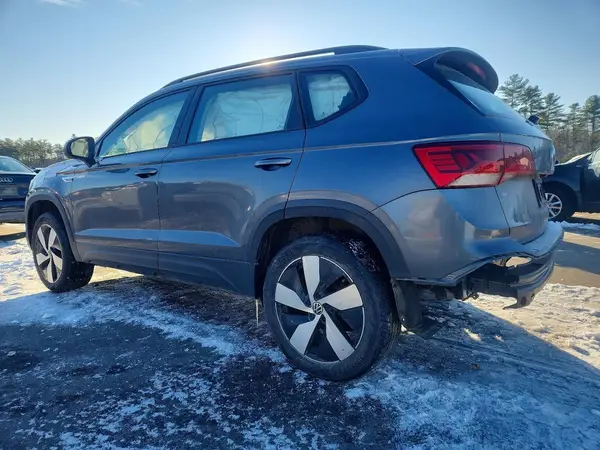 3VVMX7B22PM379726 2023 VOLKSWAGEN TAOS - Image 2