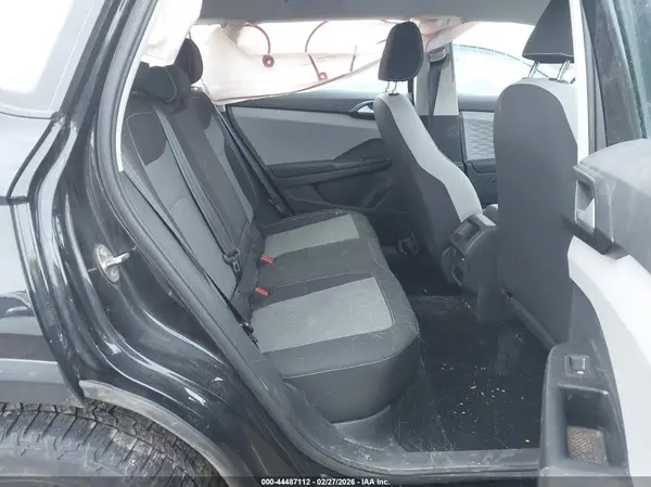 2022 VOLKSWAGEN TAOS auction photo 8