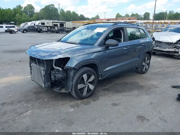 3VVMX7B24PM356965 2023 VOLKSWAGEN TAOS - Image 2