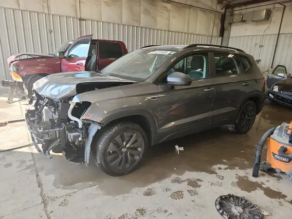 3VVMX7B25NM022974 2022 VOLKSWAGEN TAOS - Image 1
