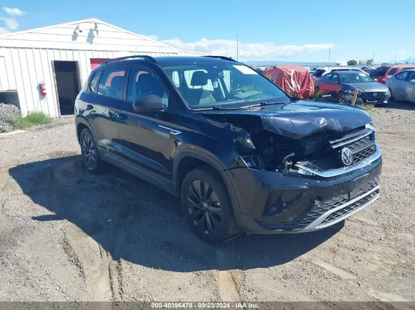 3VVMX7B28NM032236 2022 VOLKSWAGEN TAOS - Image 1
