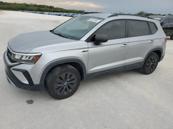 3VVMX7B28NM056178 2022 VOLKSWAGEN TAOS - Image 1