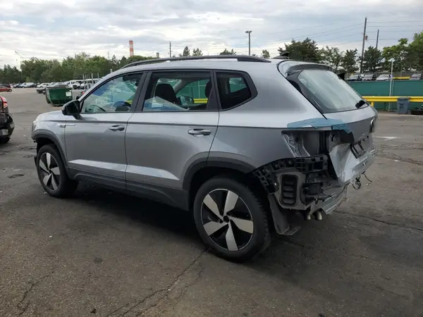 3VVMX7B28PM360825 2023 VOLKSWAGEN TAOS - Image 2