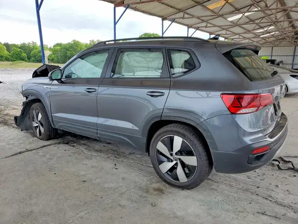3VVMX7B28PM379729 2023 VOLKSWAGEN TAOS - Image 2