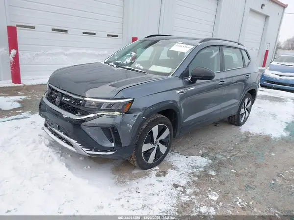 3VVMX7B29PM364835 2023 VOLKSWAGEN TAOS - Image 2