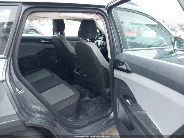 3VVMX7B29PM364835 2023 VOLKSWAGEN TAOS - Image 8