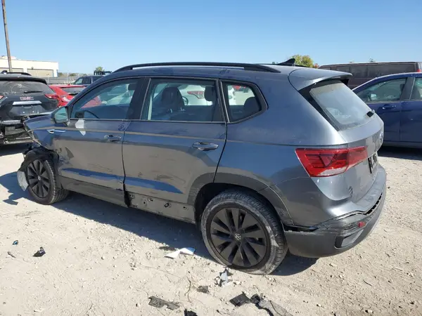 3VVMX7B2XNM049751 2022 VOLKSWAGEN TAOS - Image 2