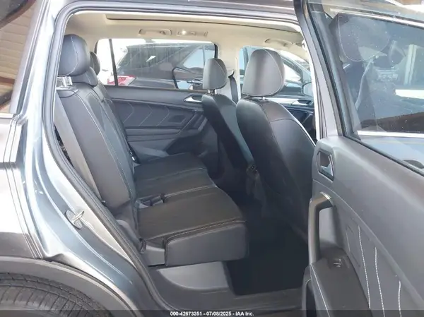 3VVNB7AX1PM117728 2023 VOLKSWAGEN TIGUAN - Image 8
