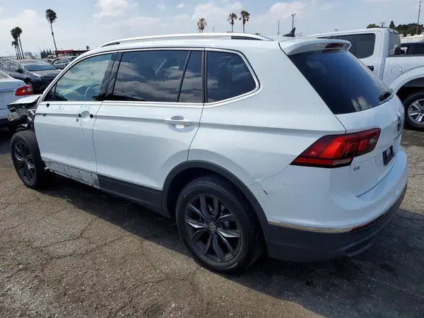 3VVNB7AX1RM157696 2024 VOLKSWAGEN TIGUAN - Image 2