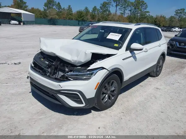 3VVNB7AX2RM022579 2024 VOLKSWAGEN TIGUAN - Image 2