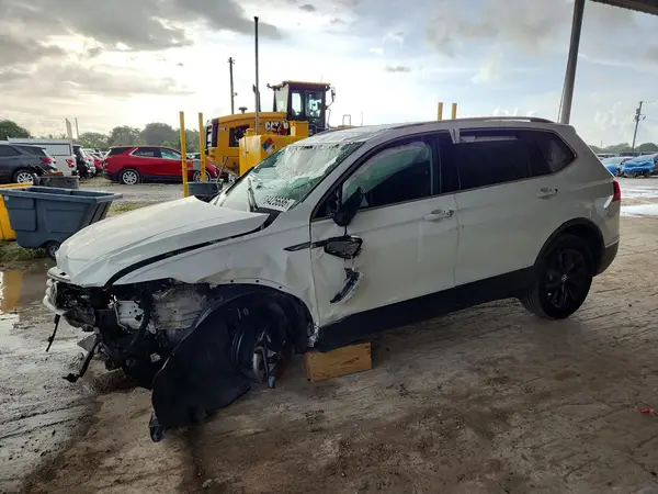 3VVNB7AX4RM192698 2024 VOLKSWAGEN TIGUAN - Image 1