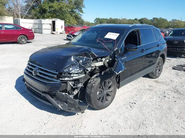 3VVNB7AX5PM016868 2023 VOLKSWAGEN TIGUAN - Image 2