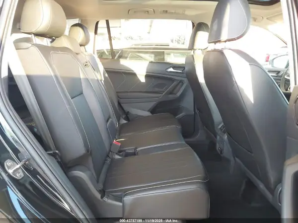 2024 VOLKSWAGEN TIGUAN auction photo 8
