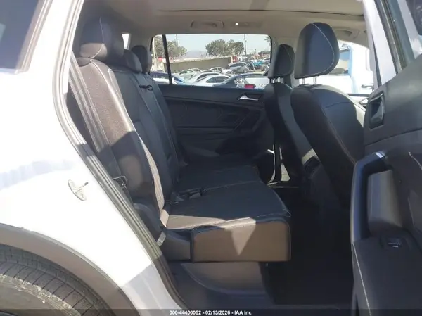 3VVNB7AX6PM035879 2023 VOLKSWAGEN TIGUAN - Image 8