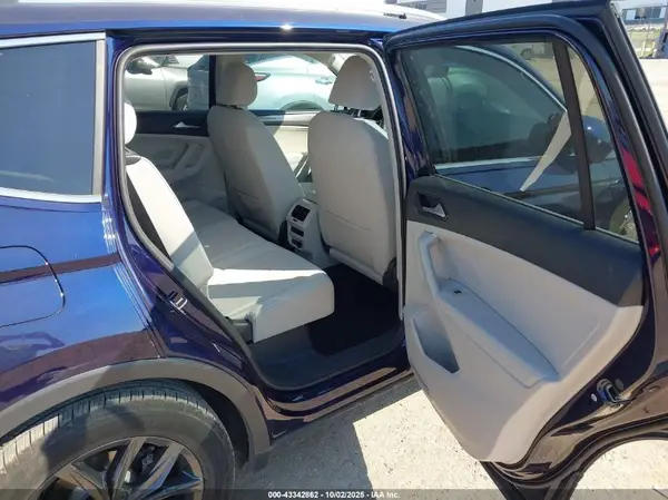 3VVNB7AX6PM040015 2023 VOLKSWAGEN TIGUAN - Image 8