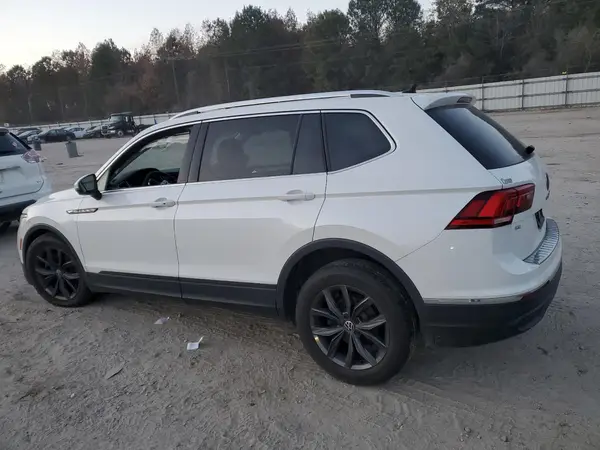 3VVNB7AX9PM00154 2023 VOLKSWAGEN TIGUAN - Image 2