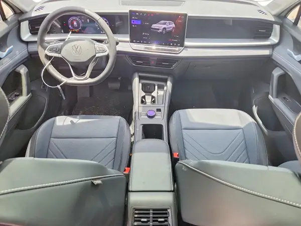 3VVNR7RM1TM064867 2026 VOLKSWAGEN TIGUAN - Image 8