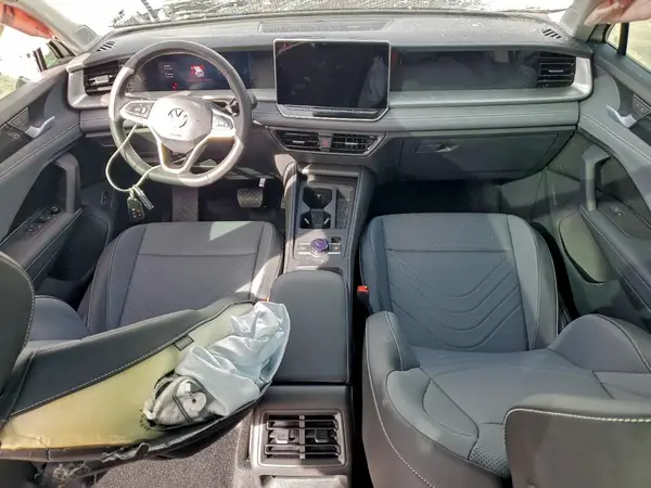 3VVNR7RM5TM008558 2026 VOLKSWAGEN TIGUAN - Image 8