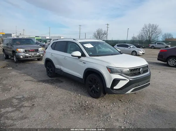 3VVNX7B20PM346759 2023 VOLKSWAGEN TAOS - Image 1