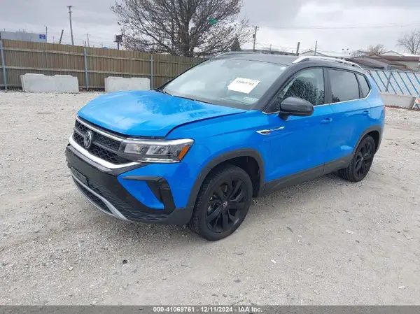 3VVNX7B23PM344536 2023 VOLKSWAGEN TAOS - Image 2