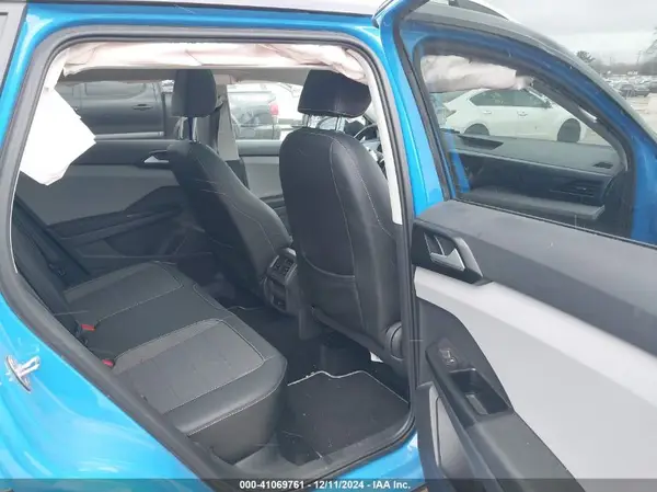 3VVNX7B23PM344536 2023 VOLKSWAGEN TAOS - Image 8