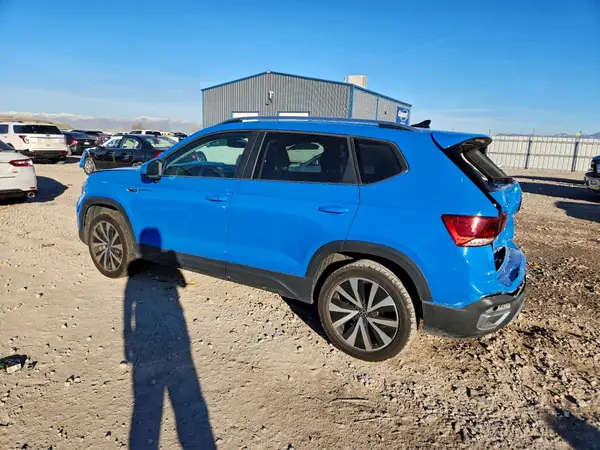 3VVNX7B24PM304465 2023 VOLKSWAGEN TAOS - Image 2