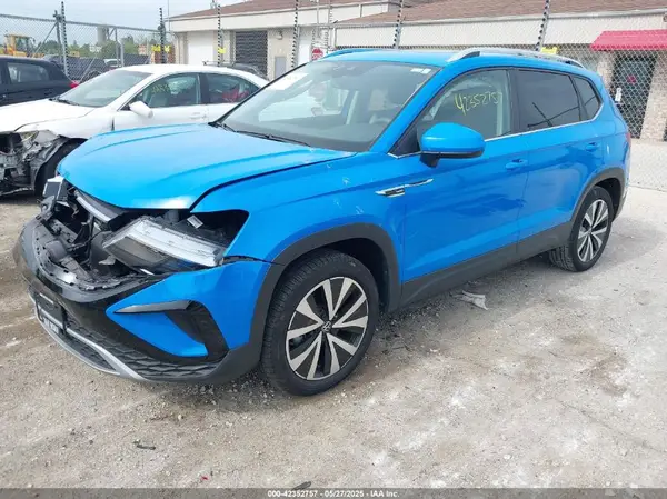 3VVNX7B26PM312776 2023 VOLKSWAGEN TAOS - Image 2